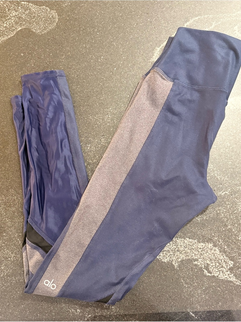 ALO Yoga womens Navy and Gray Paneled Leggings